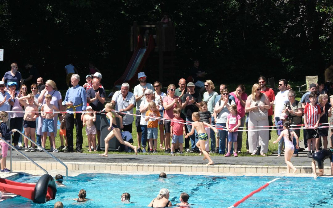 Kindertriathlon Header Symbolbild